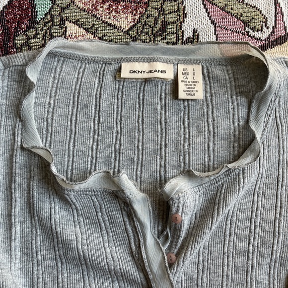 DKNY Ribbed Frill Pointelle Knit Cardigan Top🌬️ - Picture 5 of 8